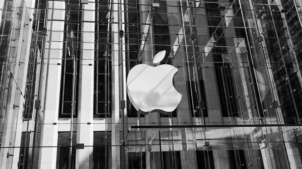 Apple'ın ABD'deki davaya konu olan '7844915' numaralı patenti inceleme altında