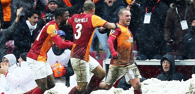  Wesley Sneijder Galatasaray'da (KAP)  (Ana Konu)