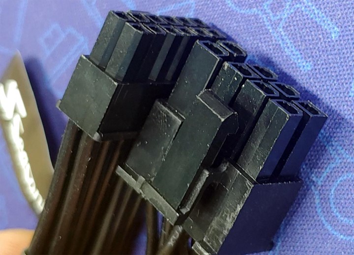 Nvidia’nın 12-pinlik güç konnektörü yakından görüntülendi