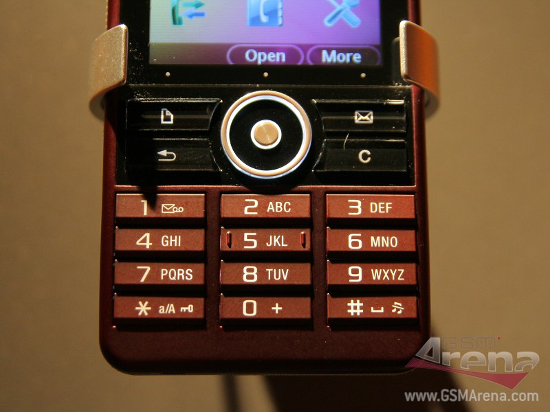  ^^SonyEricsson G900^^