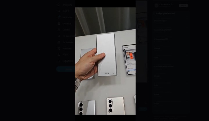 Galaxy Z Fold 6'nın prototip görüntüleri ortaya çıktı