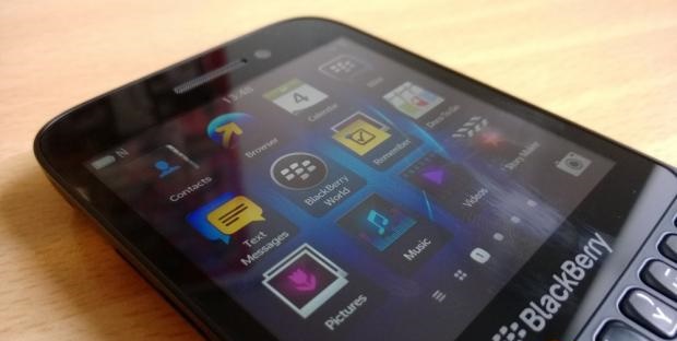 Sony çalışanları BlackBerry kullanımına geri döndü