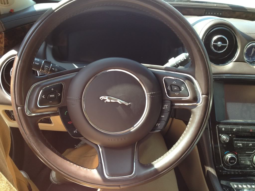  2012 Jaguar XJ/L incelemem, fotolar.