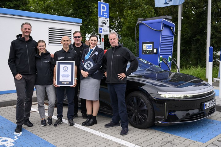 Lucid'in elektrikli sedanından dünya rekoru: Tek şarjla 1.205 km yol yaptı