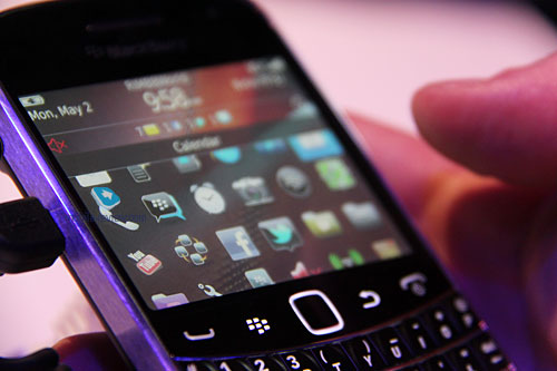 Huzurlarınızda yeni BlackBerry Bold 9900/9930 Touch