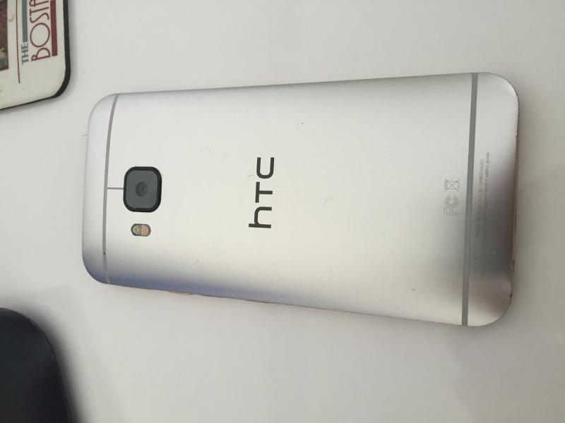  HTC One M9 ***1049 TL*** Silver & Gold