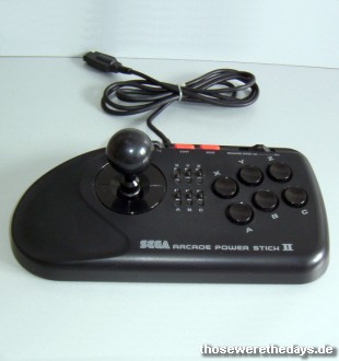  Sega Mega Drive için orjinal 3 tuşlu, 6 tuşlu pad ve Arcade stick