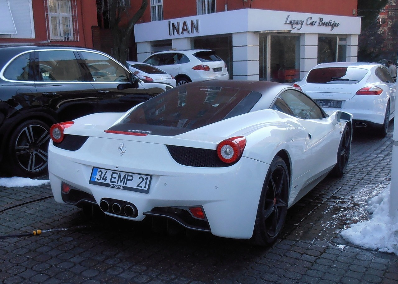  Ferrari Maserati Bentley Porsche Lamborghini, Maçka, Nişantaşı / İstanbul / 2014