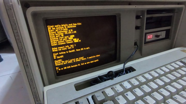 ChatGPT, 1984’ten kalma bilgisayarda çalıştırıldı: Eski bilim kurgu filmleri gibi
