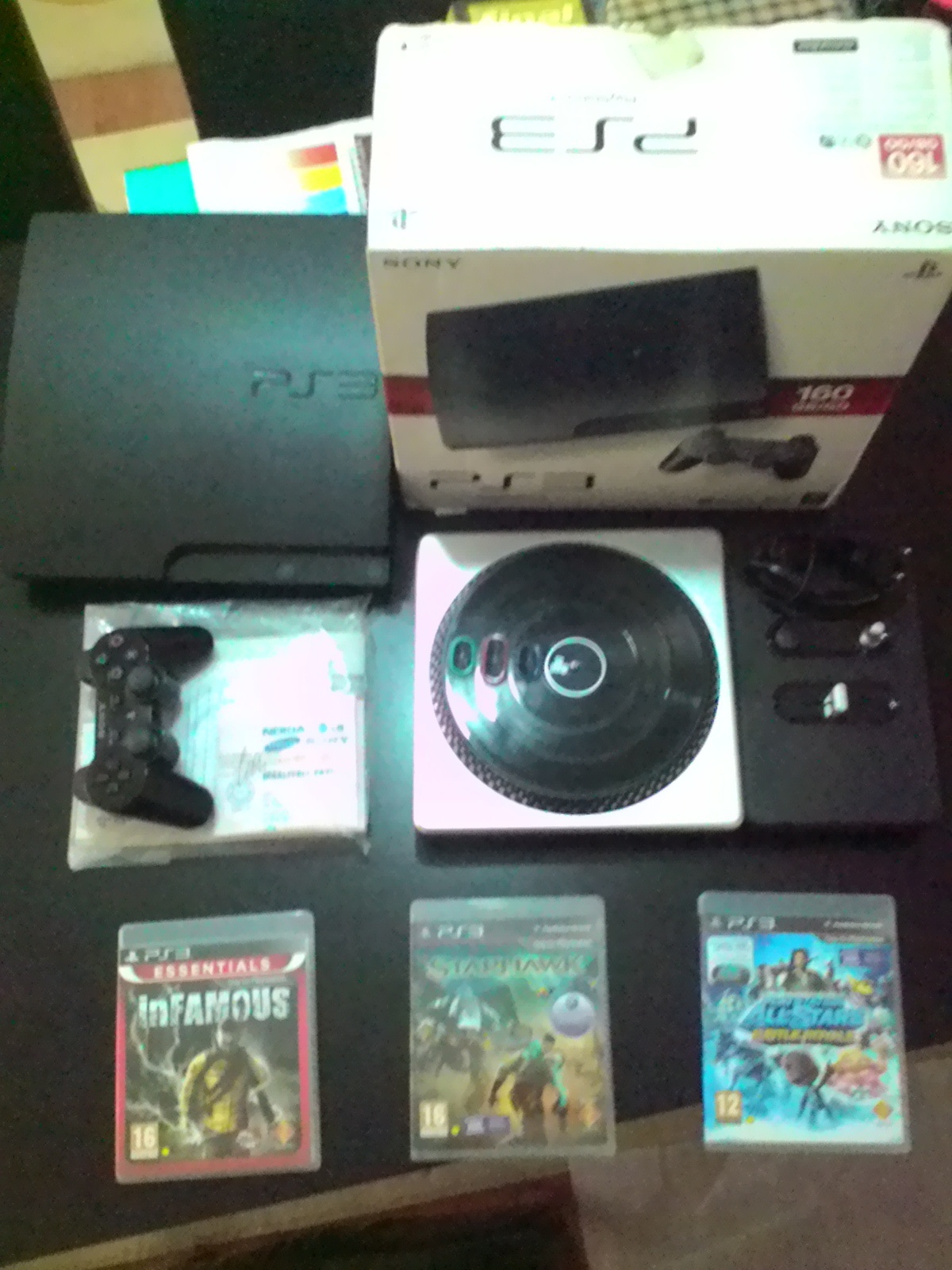  SATILSIN ARTIK !  PS3 SLİM 160 GB + 3 OYUN + KUTULU + TERTEMİZ + DJ HERO SET