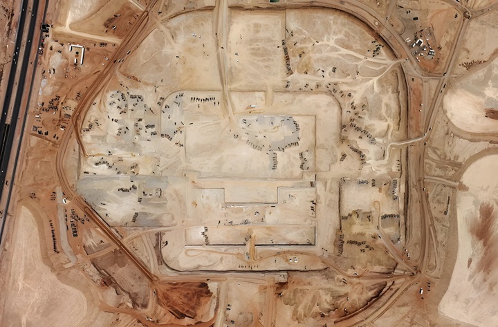 Suudi Arabistan dünyanın en büyük gökdeleninin inşaatını durdurdu