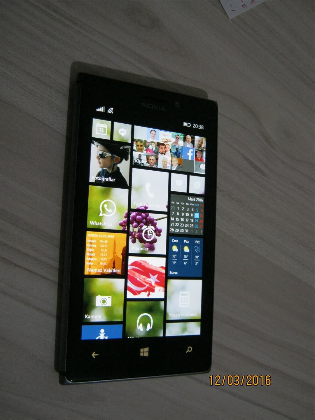  Lumia 925 32 gb siyah  500 tl