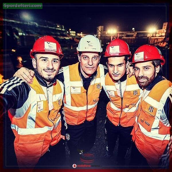  Statın Açılış Maçına Giden Ünlüler