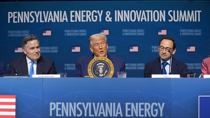 Trump, 90 milyar dolarlık yatırımla yeni bir yapay zeka üssü kuruyor