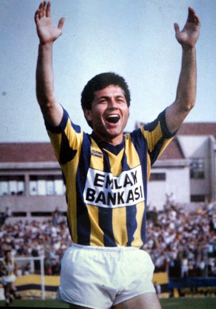  Fenerbahçe'nin efsane futbolcuları