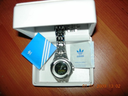  ADIDAS ADP-1042 saat ORJİNAL KUTUSUND 125 tl