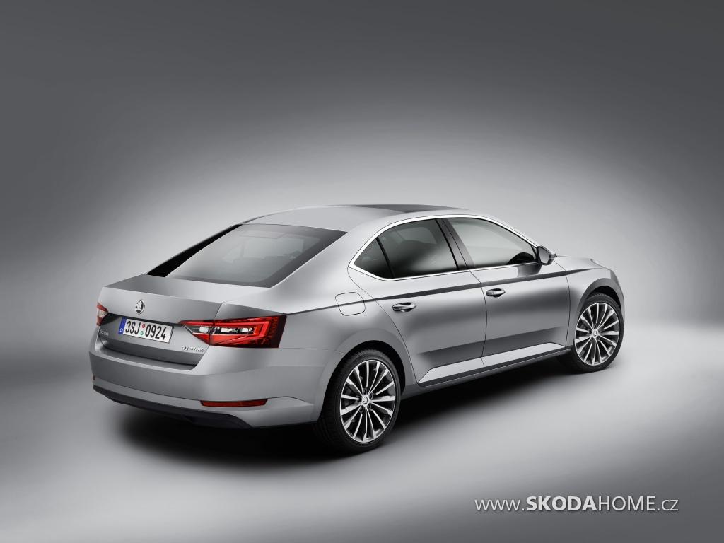  2015 SKODA SUPERB ANA KONU (Detaylı Video Geldi)