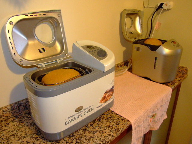  Ekmek Yapma Makinası Kullanan Varmı