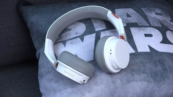 Plantronics BackBeat 500 incelemesi 'Tasarımı hoş, hafif ve güçlü kulaküstü kulaklık'