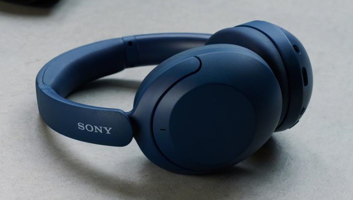 Sony WH-XB910N kulaklık aktif gürültü engelleme ile geliyor