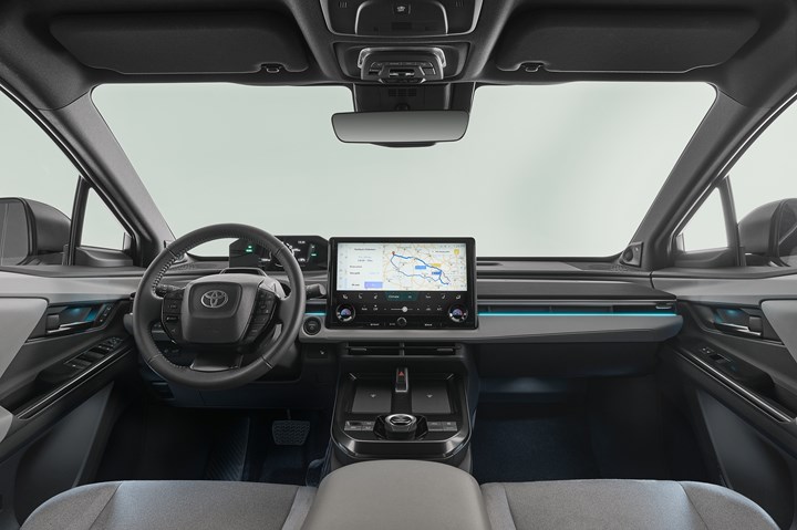 Toyota, %100 elektrikli C-HR+'ı tanıttı: İşte tasarımı ve özellikleri