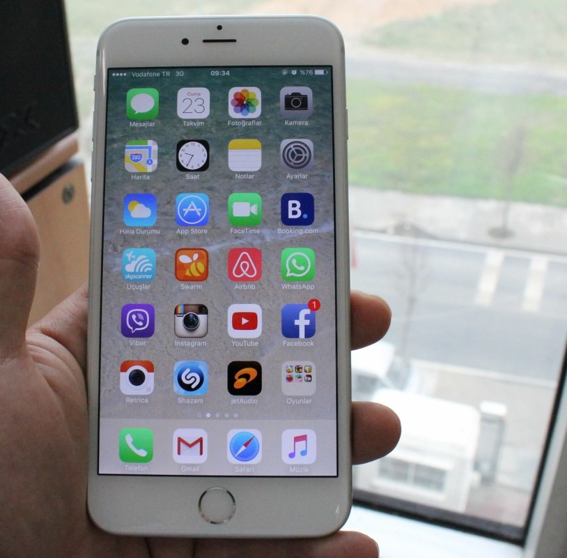  iPhone 6 Plus 64GB Silver - Tertemiz, Vodafone, Spigen Kılıf Hediye