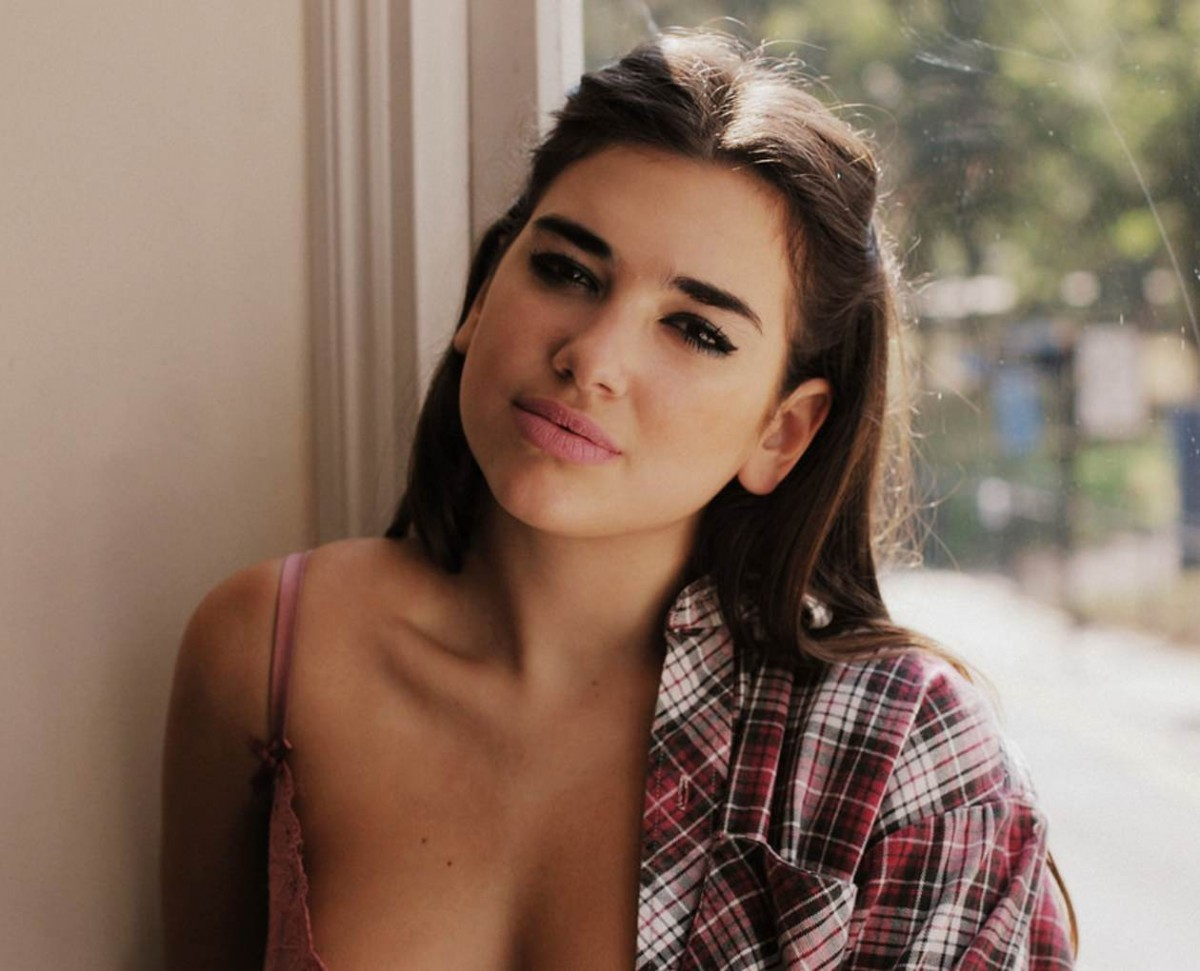 Dua Lipa Hakkında Görüşleriniz Önemli Arkadaşlar [SSLİ](ssler güncellendi)