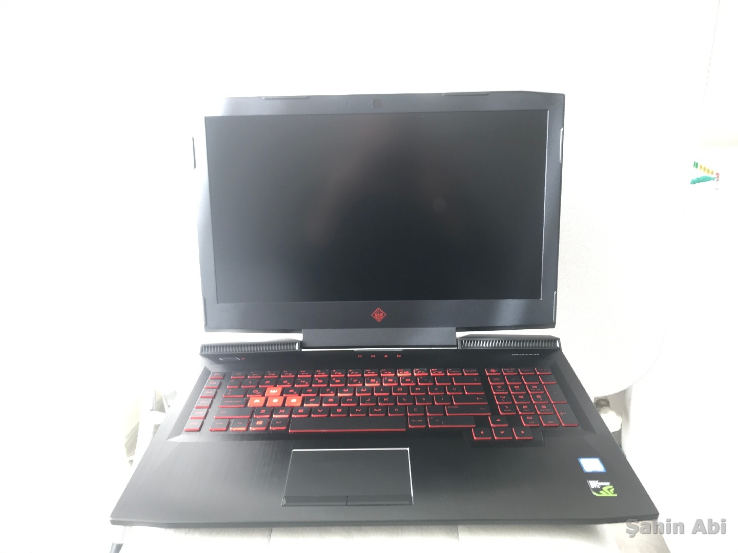 ---SATILDI---Satılık Hp OMEN Oyuncu Bilgisayarı 17" Ekran + 4GB Ekran Kartı