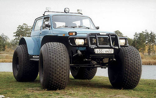  lada niva mı yoksa suzuki jimmy mi?
