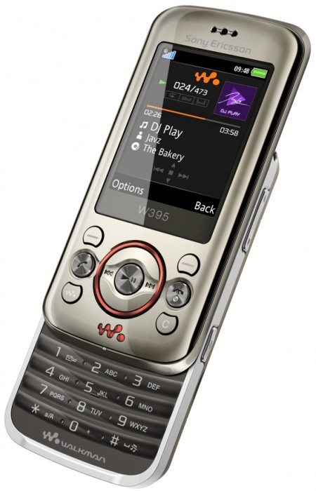Sony Ericsson'dan iki yeni telefon yolda; C901 ve W395