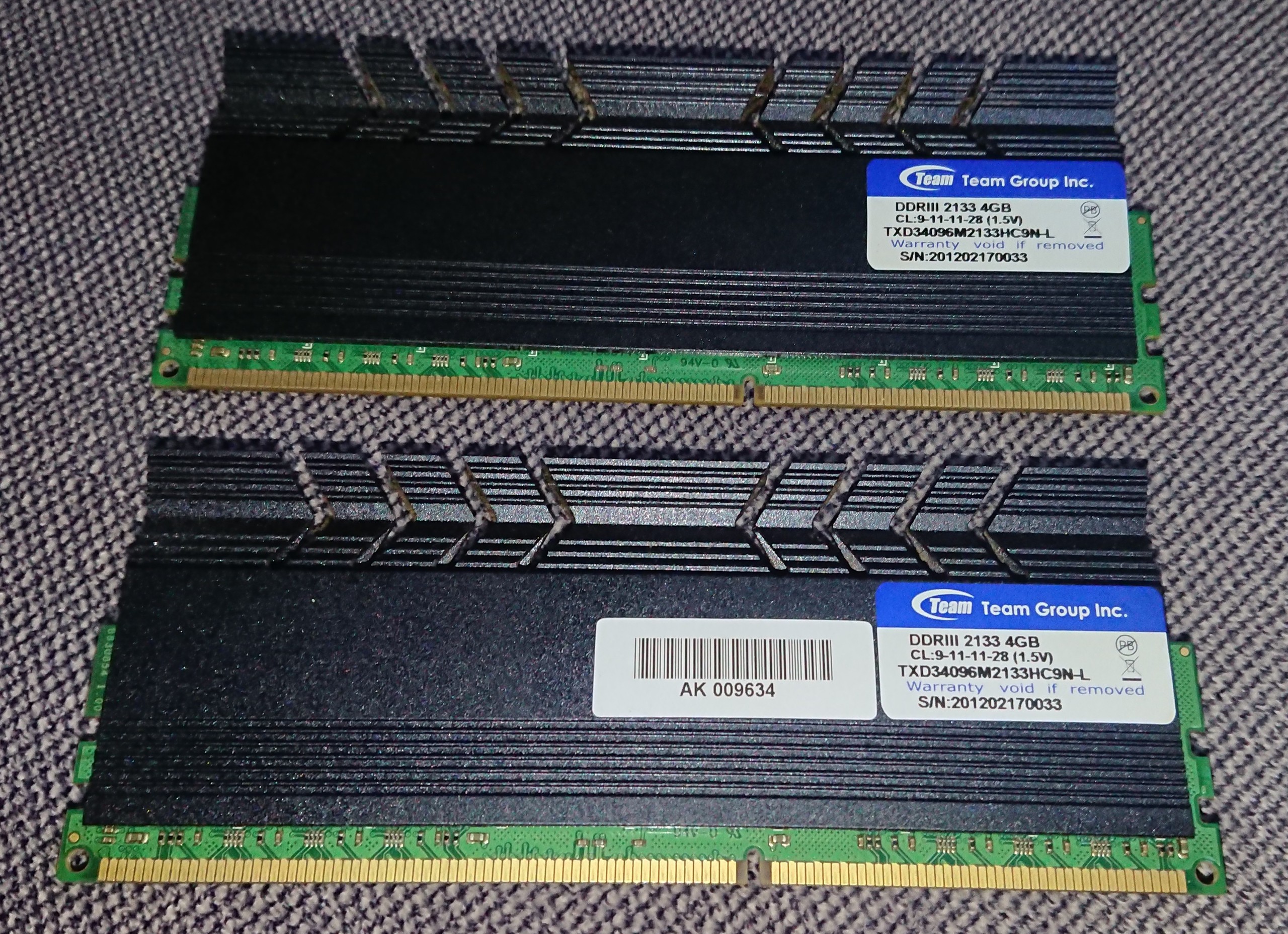 satıldı 2x4GB 2133MHZ DDR3 TEAM XTREEM  RAM