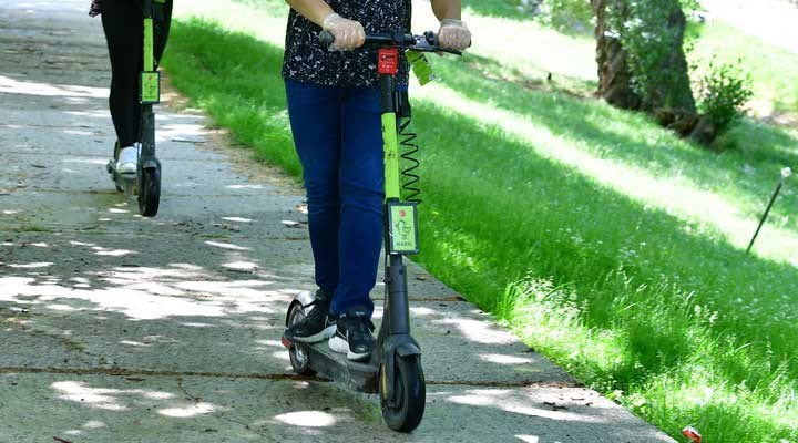 İBB'den elektrikli scooter düzenlemesi: Plaka sistemine geçilecek ve ücretler düzenlenecek