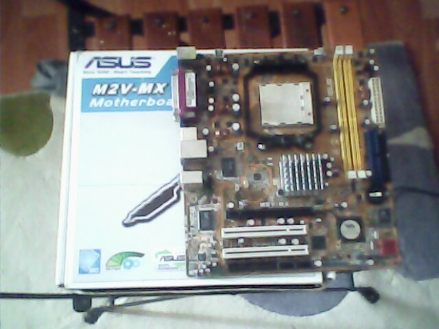  Asus m2v mx se am2 anakart = 50 Ytl Takas OLur....