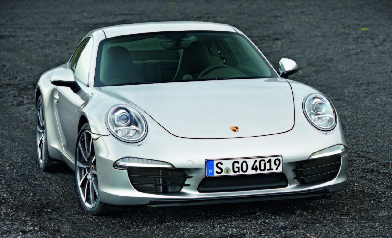  2012 Porsche 911.