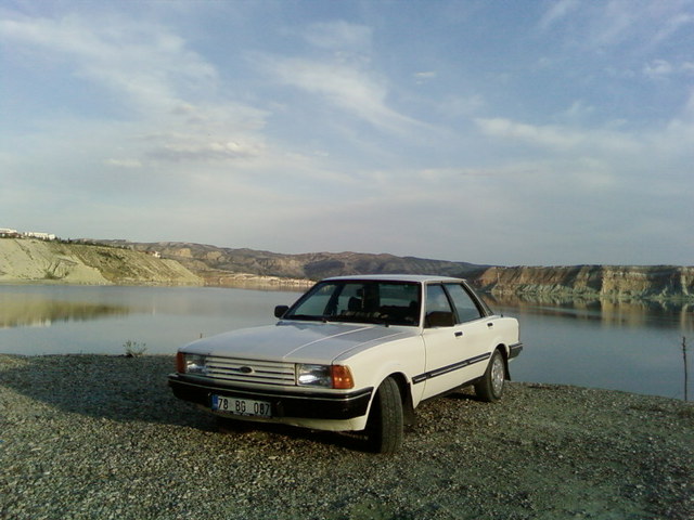  kimsede FORD TAUNUS yokmu