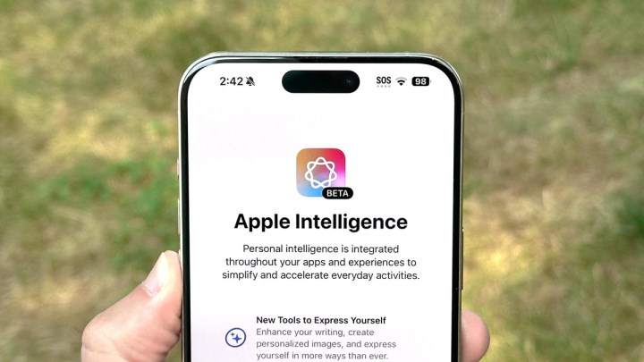 Apple, kullanıcı verilerine “bakarak” yapay zekasını geliştirecek