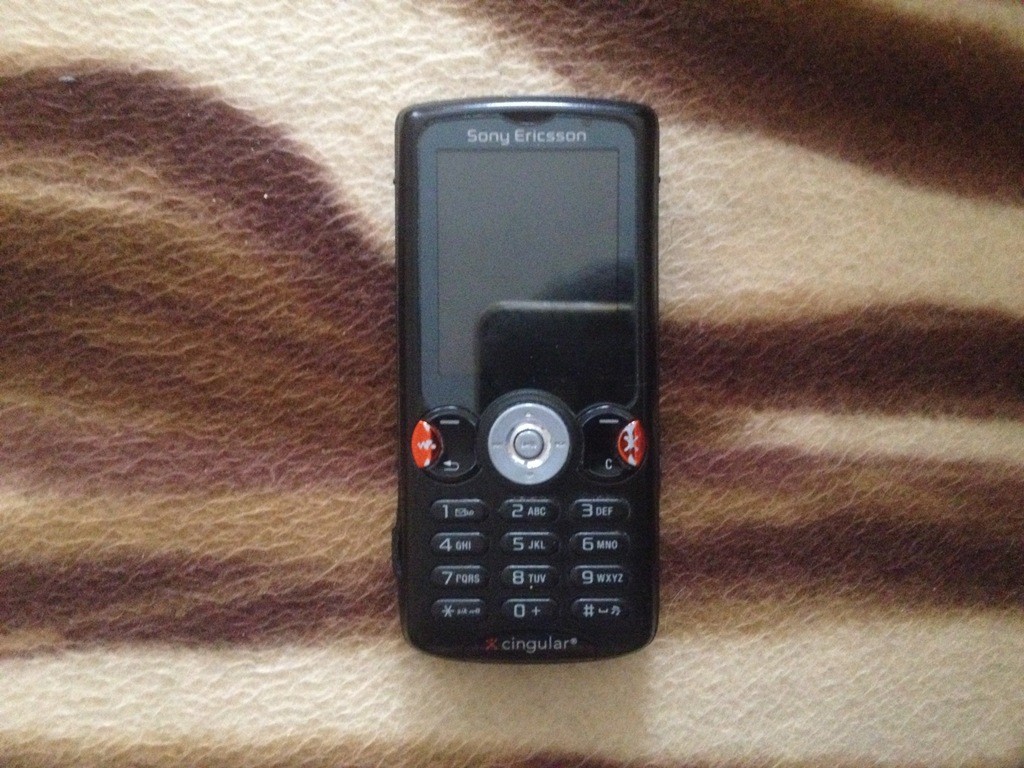 Sony Ericsson W810i - 40 TL oldu