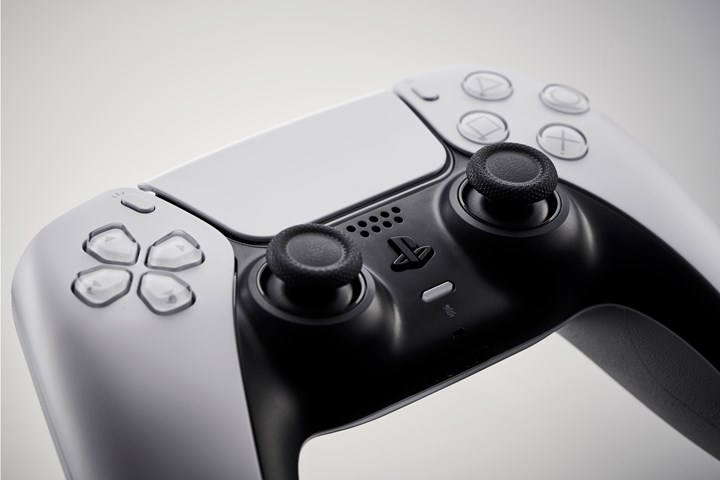 Sony elit bir PlayStation 5 DualSense kontrolcüsü geliştiriyor