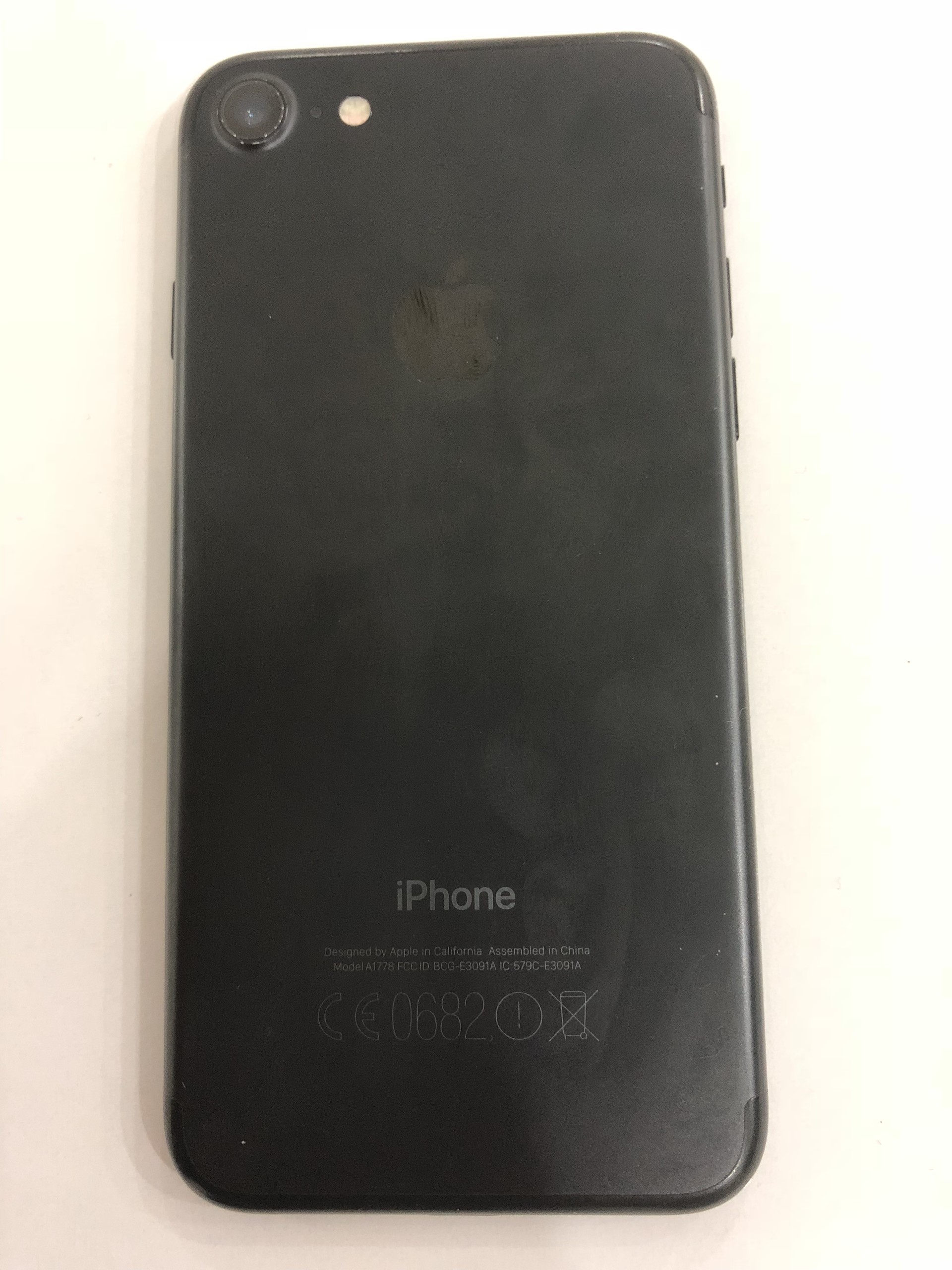 (SATILDI) GELEN ALIR 2100 TL- IPHONE 7 - 128 GB MAT SİYAH