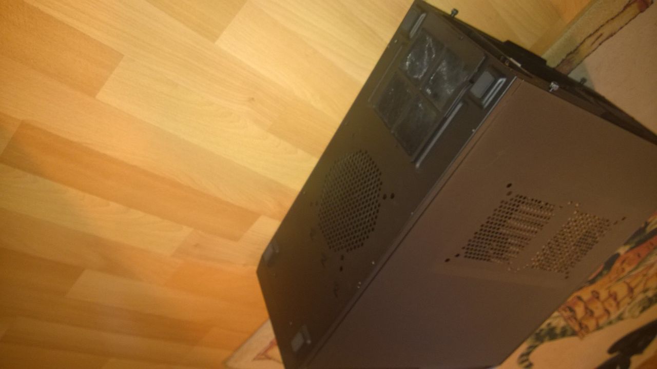  CORSAIR 200R Temiz Kasa 100TL