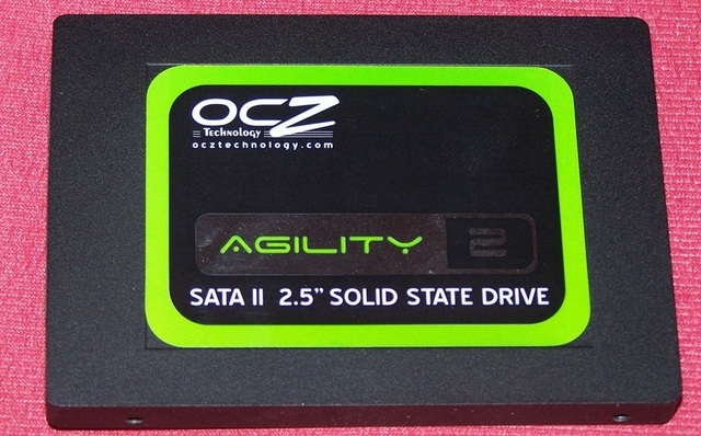  90 GB OCZ AGİLİTY 2 SSD 285/275 MB/SN