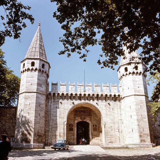  1971 İSTANBUL FOTOĞRAFLARI ( YÜKSEK ÇÖZÜNÜRLÜKLÜ / DÜN ÇEKİLMİŞ GİBİ )