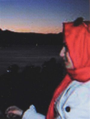  İnternet Bahanesiyle girdi,tecavüz edip öldürdü