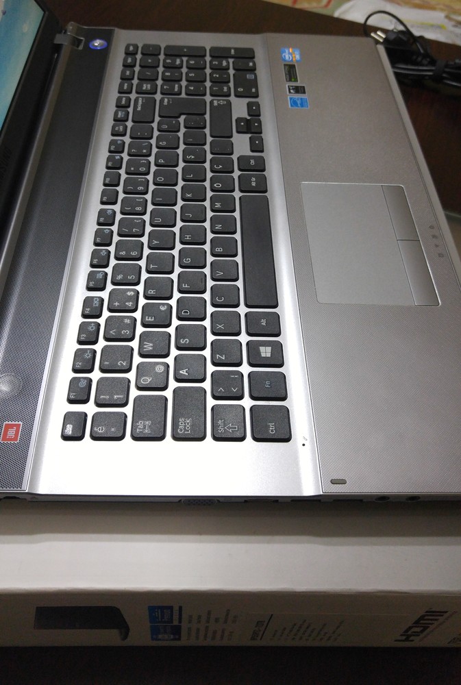 SAMSUNG ATIVBOOK, İ7 3630QM, 8GB RAM, 750GB HDD, GT630M