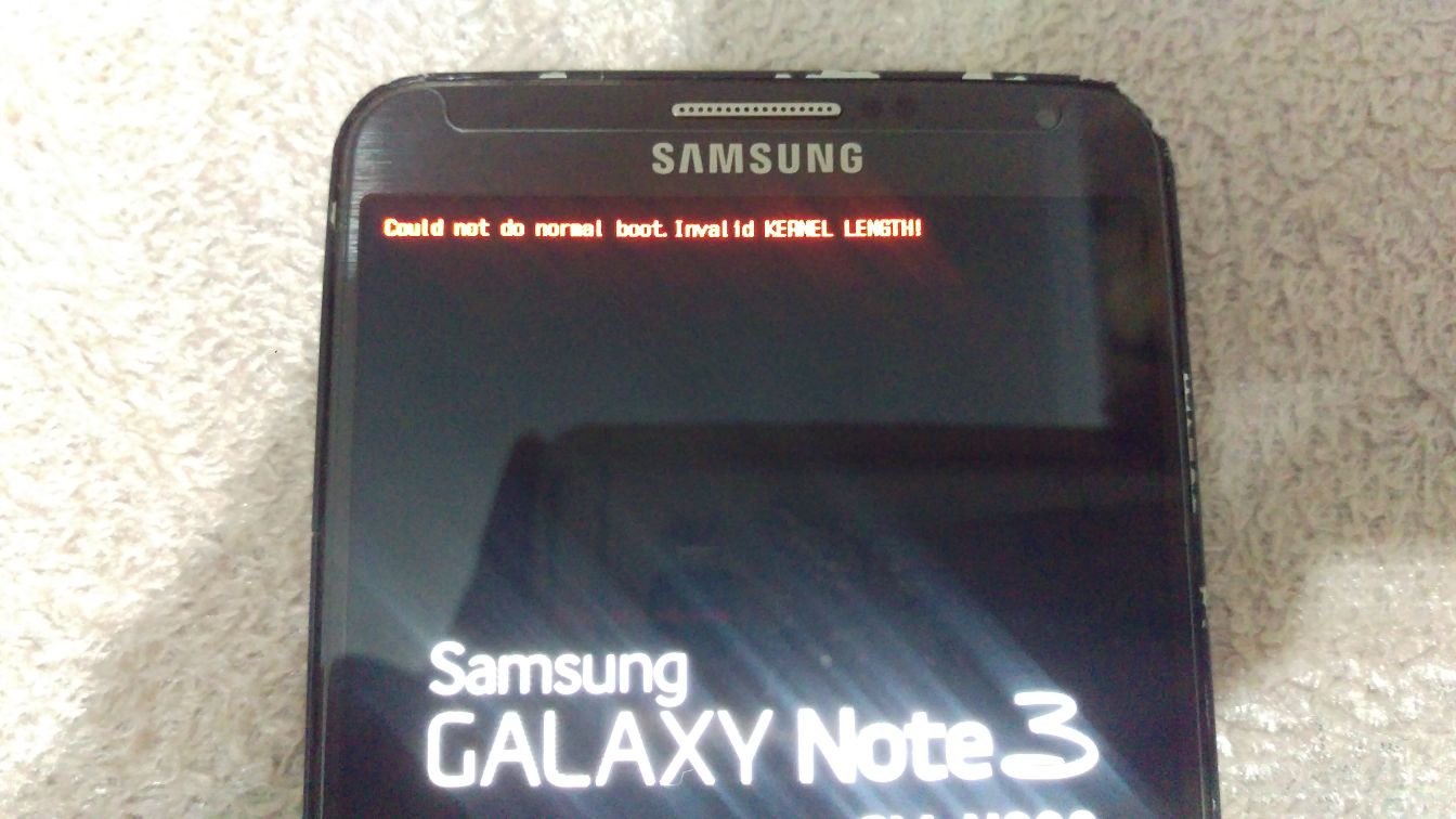 Включается телефон самсунг галакси. Самсунг черный экран. Ошибка на самсунге при включении. Cloud not do normal Boot. Invalid Kernel length. Красная надпись при включении самсунга.