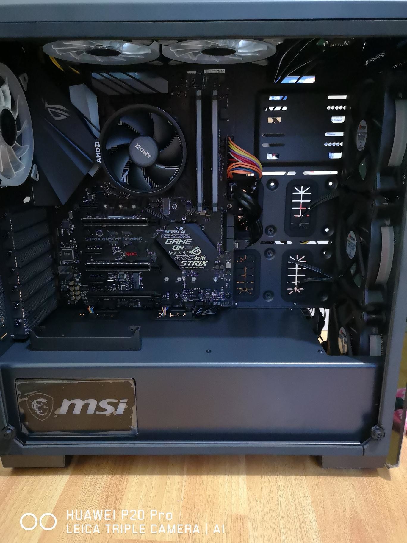 Çok Temiz Msi Mag Pylon Rgb (Fiyat düşürüldü)