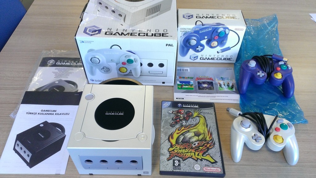  Satılık PS1, PS2, Dreamcast, Gamecube Oyunları Satılık Konsollar - Sıfır Gamecube!