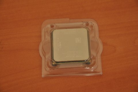  AMD ATHLON X2 7750 BE işlemci (Çarpan kilidi açık Black Edition, stok fan + akasa sessiz fan ) 75 TL
