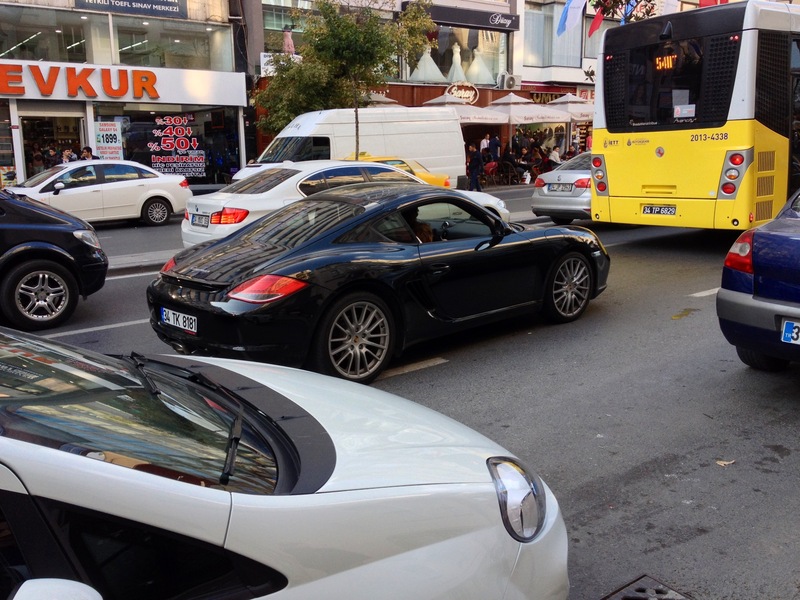  Ferrari Maserati Bentley Porsche Lamborghini, Maçka, Nişantaşı / İstanbul / 2014