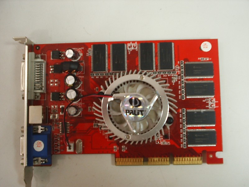 az kullanılmış PALIT 256MB ATI Radeon 9550 (AGP 8X) ekran kartı. 